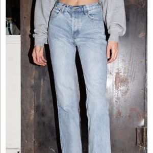 Brandy Melville Nora jeans. Light washed